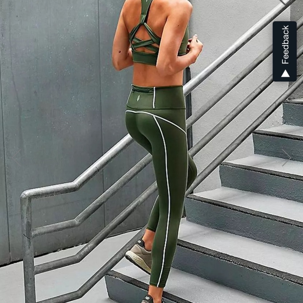 FREE PEOPLE MOVEMENT YOU’RE A PEACH LEGGING SECRET MOSS
